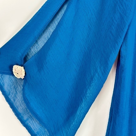 Women's Floral 3/4 Split Sleeve Round Neck Mini Dress - Picture 3 of 9